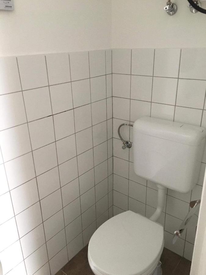 Cuki Apartmanok Dombóvár Bagian luar foto